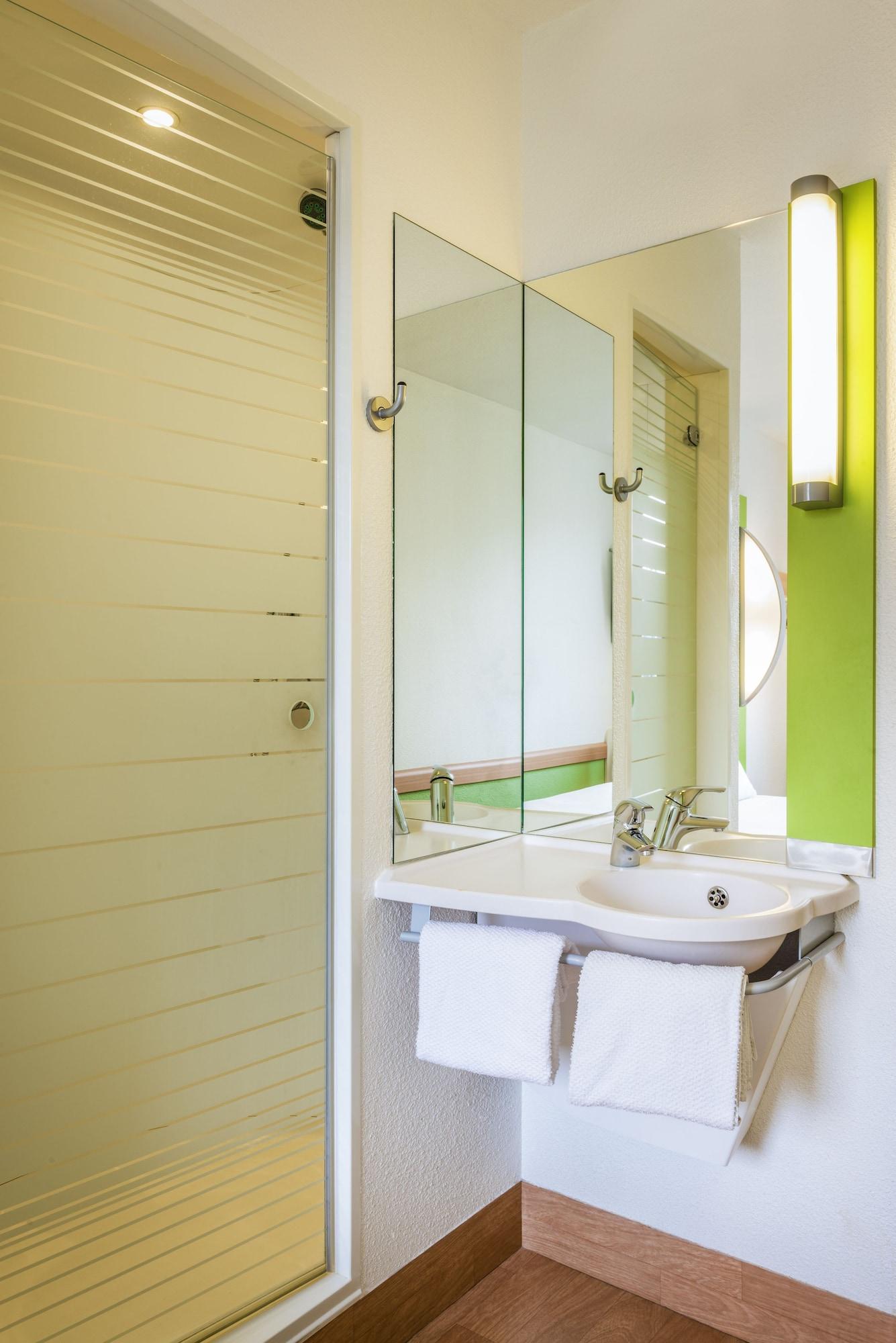 Ibis Budget Manchester Quays Отель Солфорд