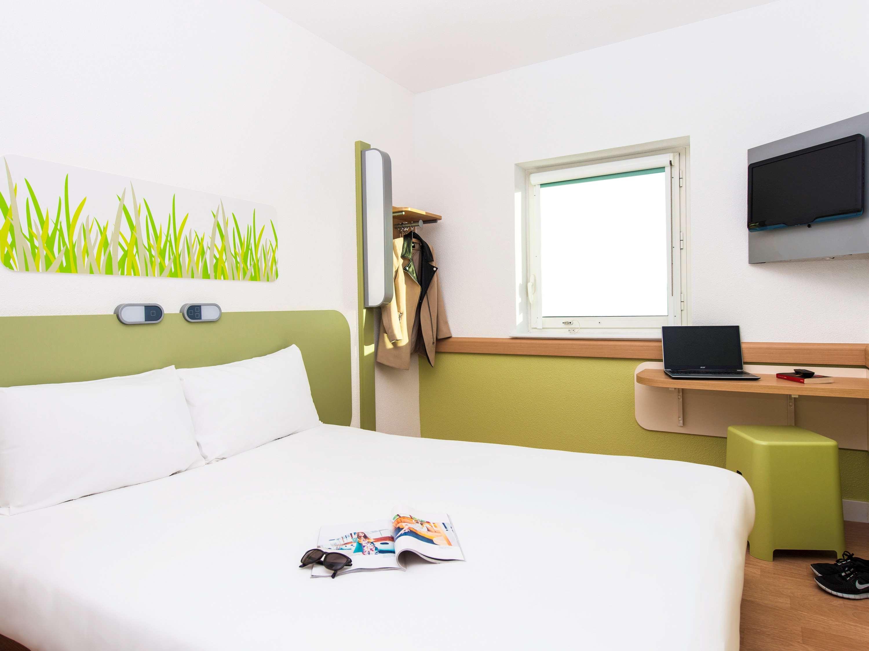 Отель Ibis Budget Manchester Quays Солфорд