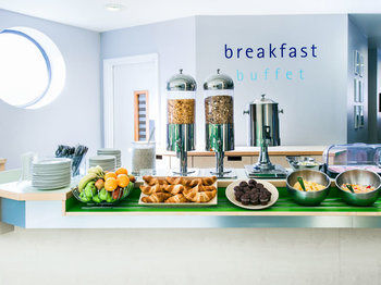 Отель Ibis Budget Manchester Quays Солфорд